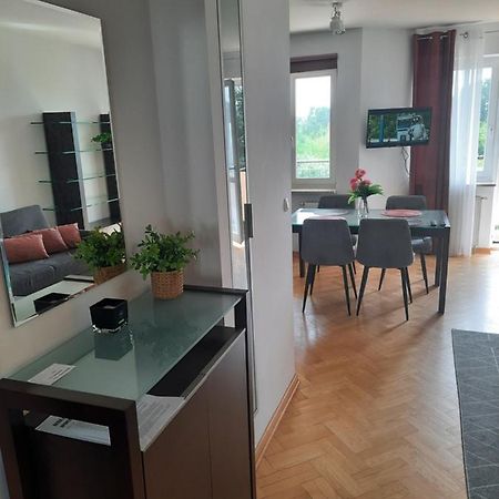 דירות ורשה Sloneczny Apartament Bluszczanska מראה חיצוני תמונה