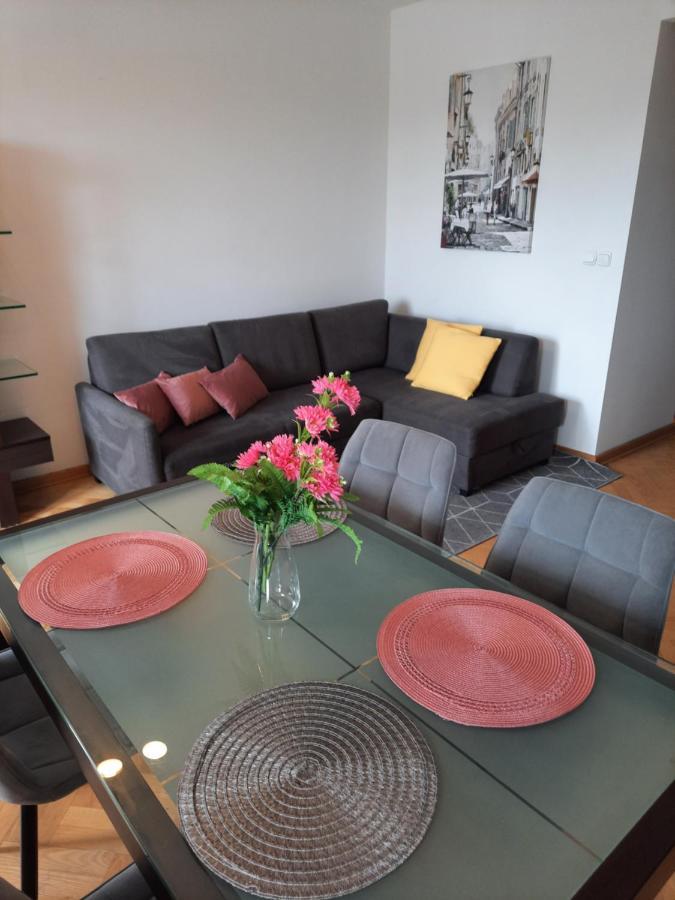 דירות ורשה Sloneczny Apartament Bluszczanska מראה חיצוני תמונה