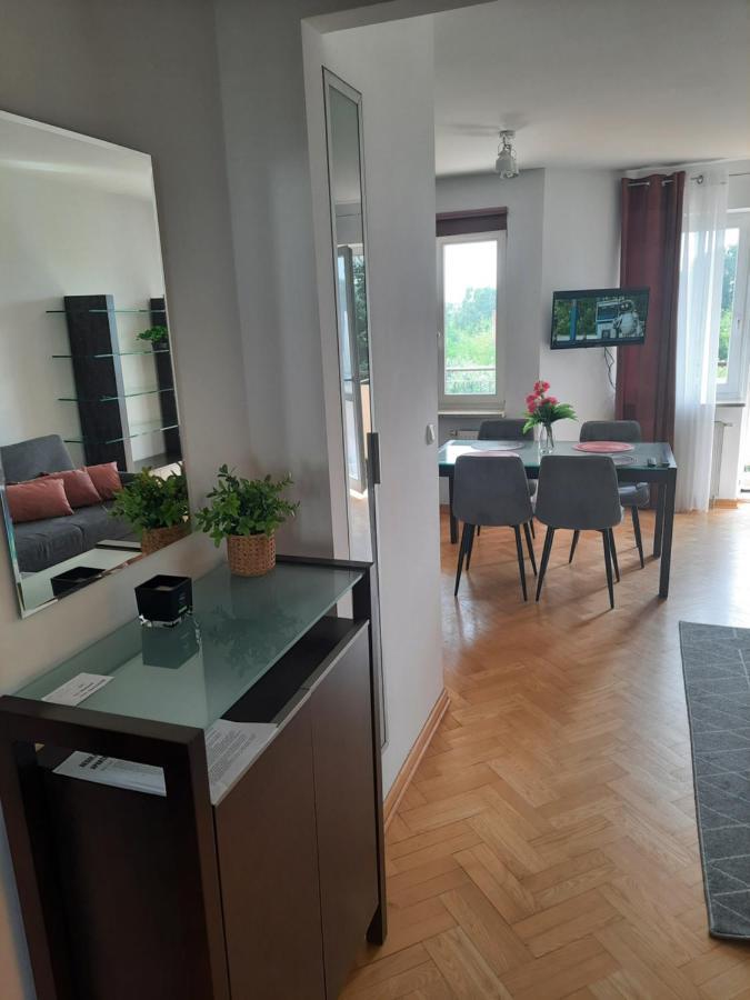 דירות ורשה Sloneczny Apartament Bluszczanska מראה חיצוני תמונה